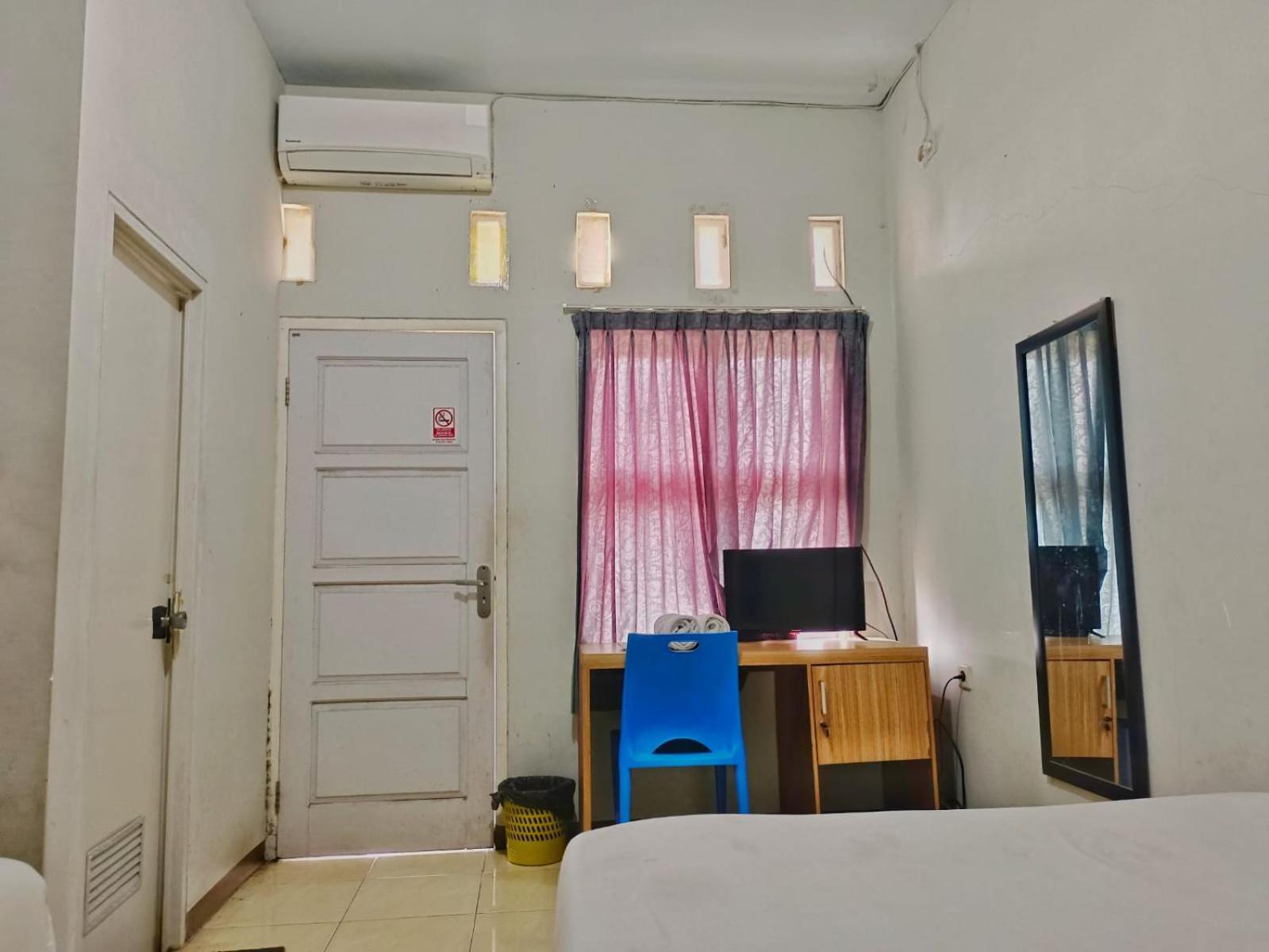 Oemah Jawa Guesthouse Jembel Kültér fotó